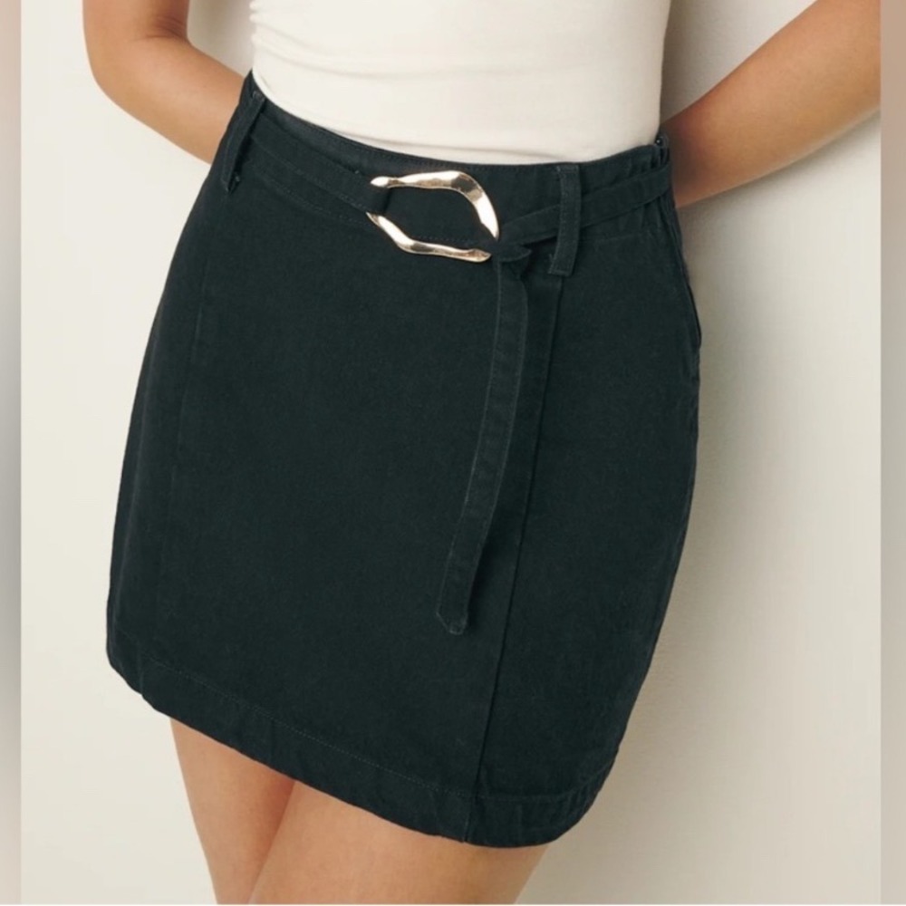 REFORMATION Tatiana Belted Denim
Mini Skirt Size 28